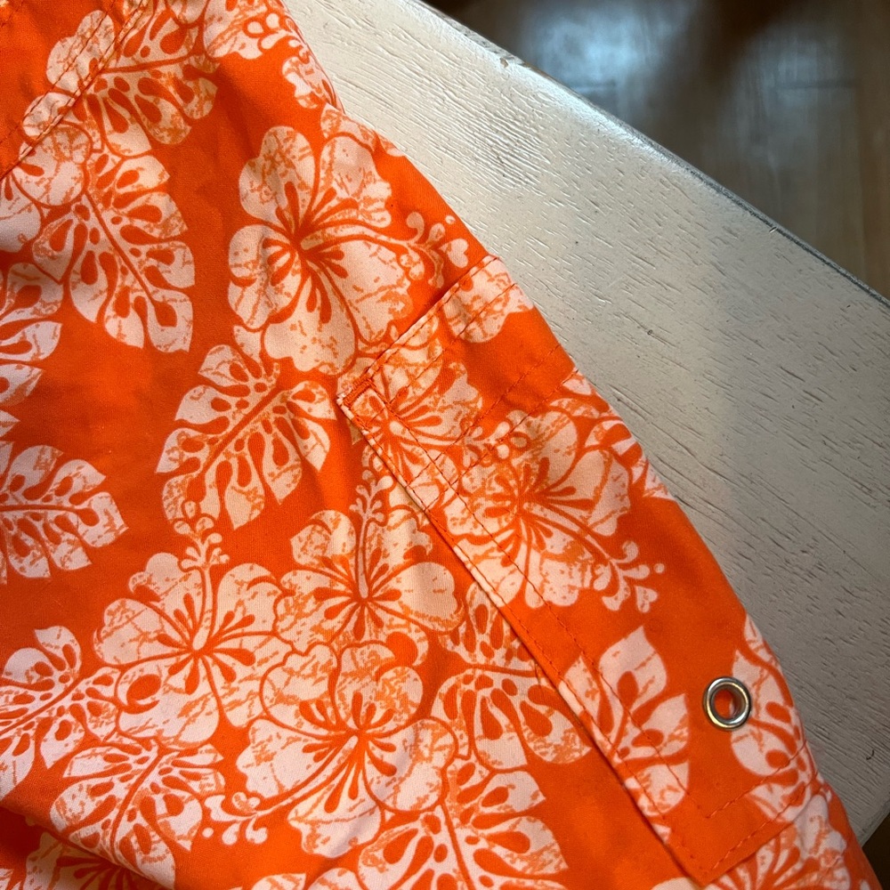 Gotcha shorts - Picture 2 of 5